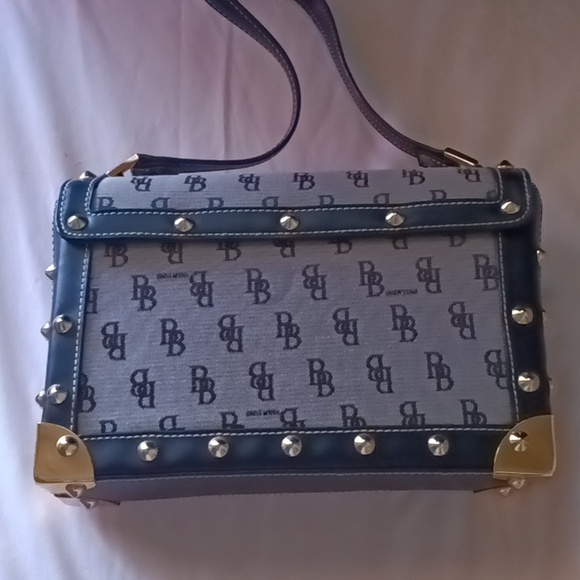 Handbag - Picture 2 of 3